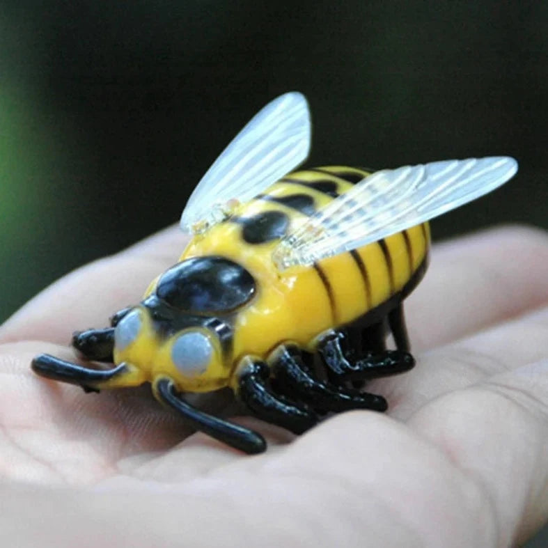 Vibrating Insect Cat Toy